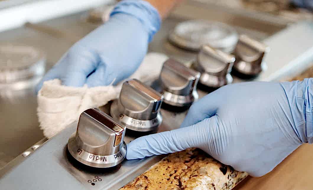 deep-kitchen-cleaning-akbuk-solutions1